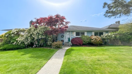 812 York Street, New Westminster, BC, New westminster — Single Family Residence for sale