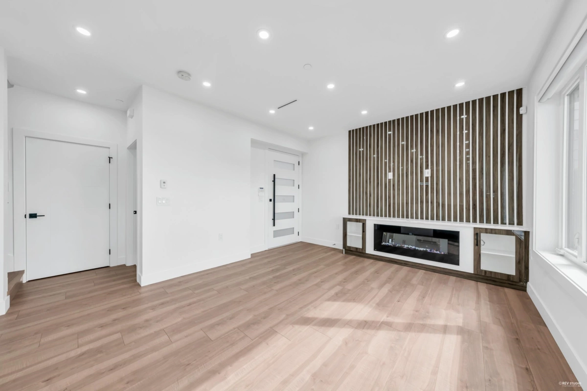 Pantry Photo of 2 3344 Adanac Street, Vancouver, BC