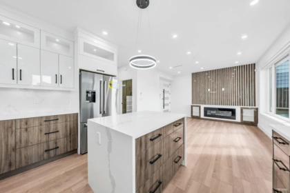 Kitchen Photo of 2 3344 Adanac Street, Vancouver, BC