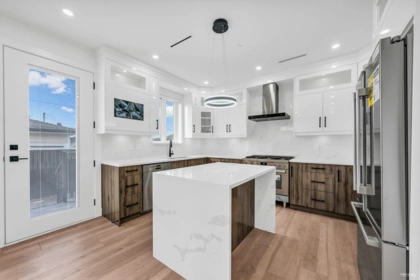 2 3344 Adanac Street, Vancouver, BC, Vancouver — Half Duplex for sale