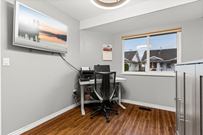 Breakfast Nook Photo of 254 7610 Evans Road, Chilliwack, BC