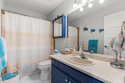 Primary Bathroom Photo of 254 7610 Evans Road, Chilliwack, BC