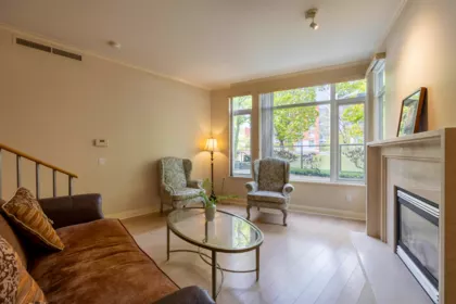Dining Area Photo of 205 638 W 45th Avenue, Vancouver, BC