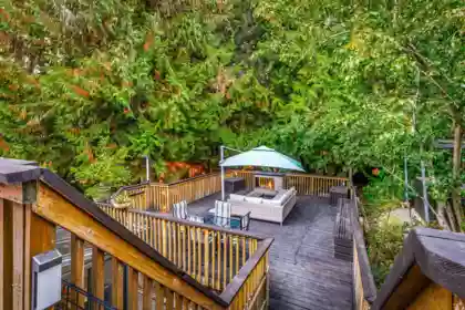 Garden / Landscaping Photo of 2475 Norcrest Court, Burnaby, BC