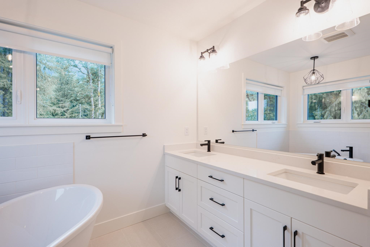 Guest Bathroom Photo of 5 7259 Ramsay Place, Chilliwack, BC