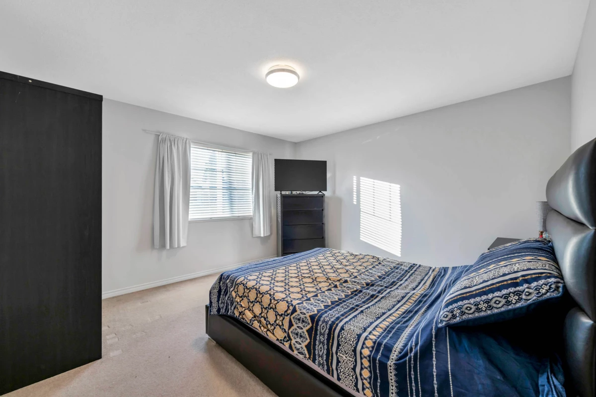 Guest Bathroom Photo of 7452 Wiltshire Drive, Surrey, BC