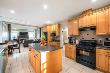 Breakfast Nook Photo of 7452 Wiltshire Drive, Surrey, BC