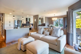 W101 5780 Trail Avenue, Sechelt, BC