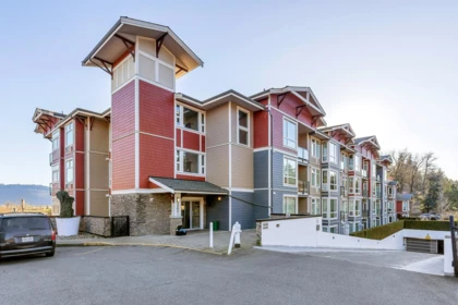 203 2242 Whatcom Road, Abbotsford, BC, Abbotsford — Apartment/Condo for sale