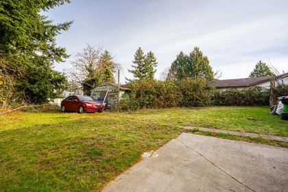 Swimming Pool Photo of 32059 Tims Avenue, Abbotsford, BC