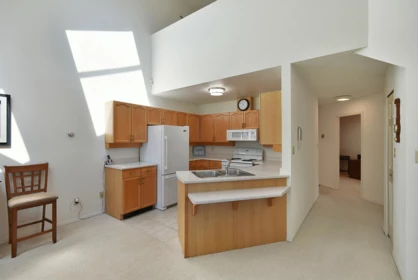 Kitchen Photo of 11 5761 Wharf Avenue, Sechelt, BC