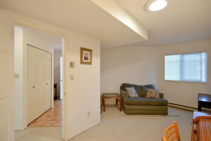 Primary Bathroom Photo of 11 5761 Wharf Avenue, Sechelt, BC