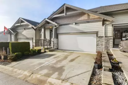 63 7138 210 Street, Langley, BC, Willoughby Heights — 2 bed townhouse for sale