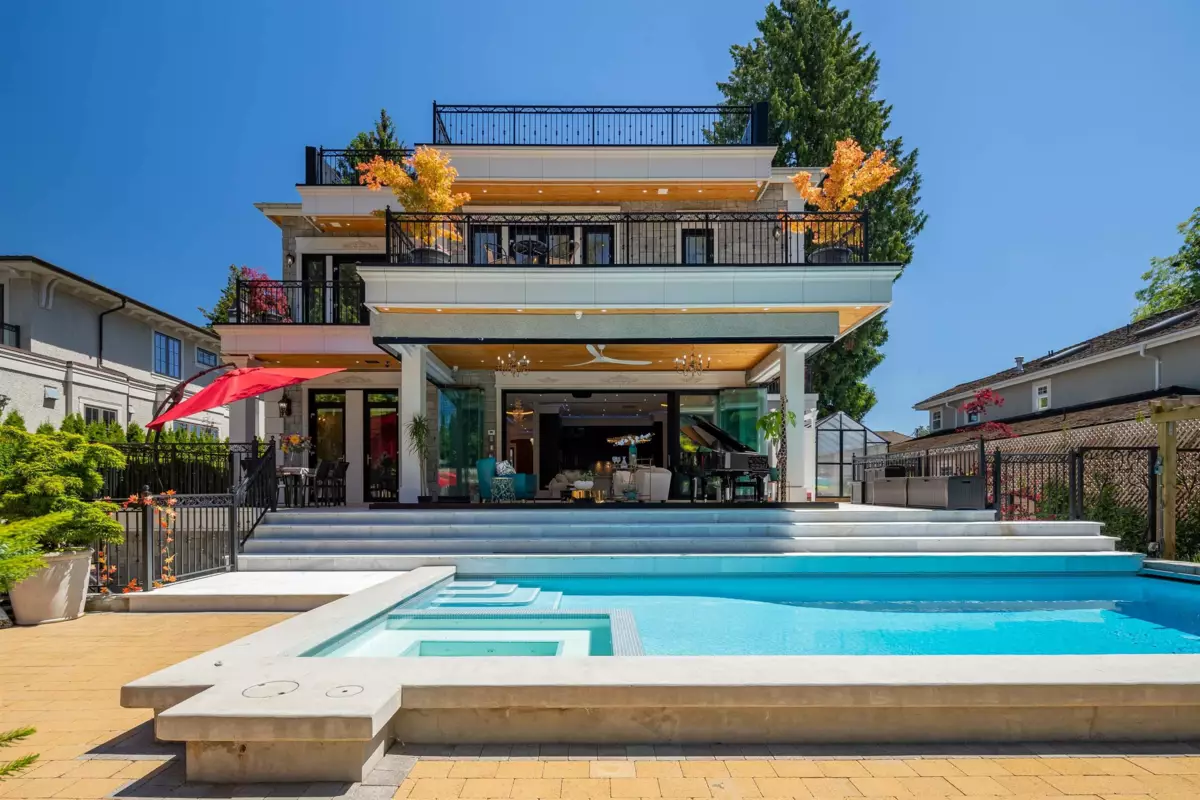 Front Yard Photo of 8483 Wiltshire Street, Vancouver, BC