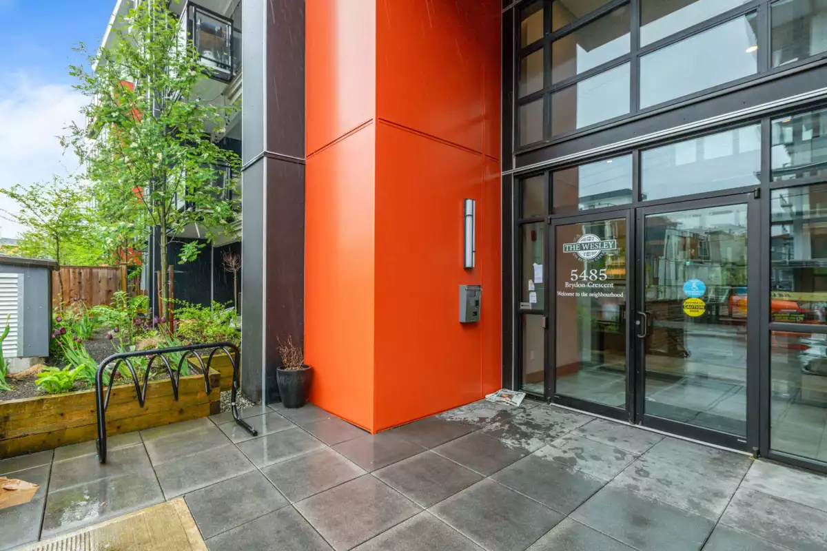 Dining Area Photo of 407 5485 Brydon Crescent, Langley, BC