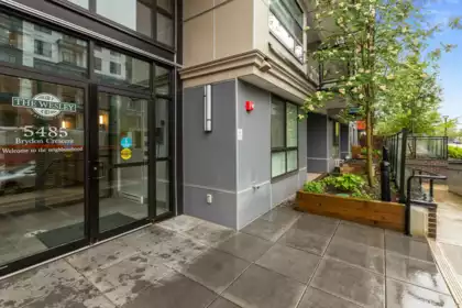407 5485 Brydon Crescent, Langley, BC, Langley — Apartment/Condo for sale