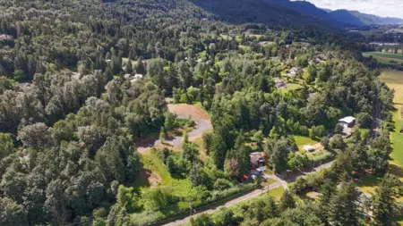 Front Yard Photo of 42215 Majuba Hill Road, Chilliwack, BC