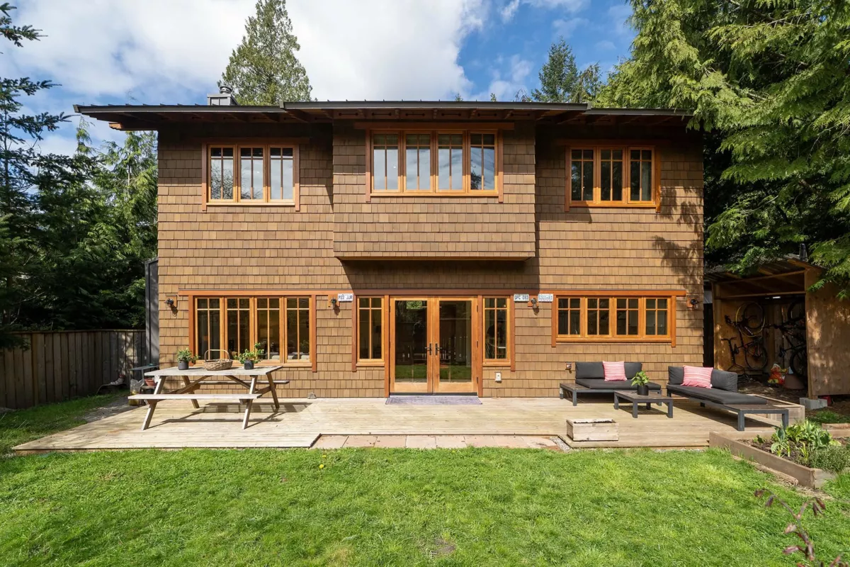 Walk-In Closet Photo of 1117 Miller Road, Bowen Island, BC