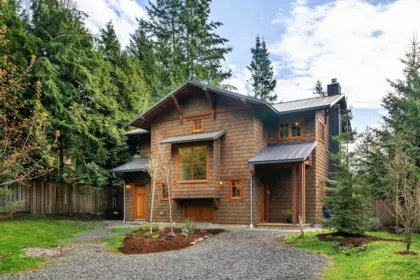 1117 Miller Road, Bowen Island, BC, Bowen Island — Single Family Residence for sale