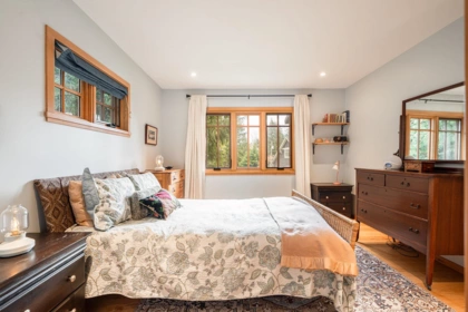 Mudroom Photo of 1117 Miller Road, Bowen Island, BC