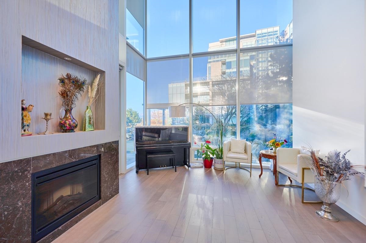 Dining Area Photo of 103 5151 Brighouse Way, Richmond, BC