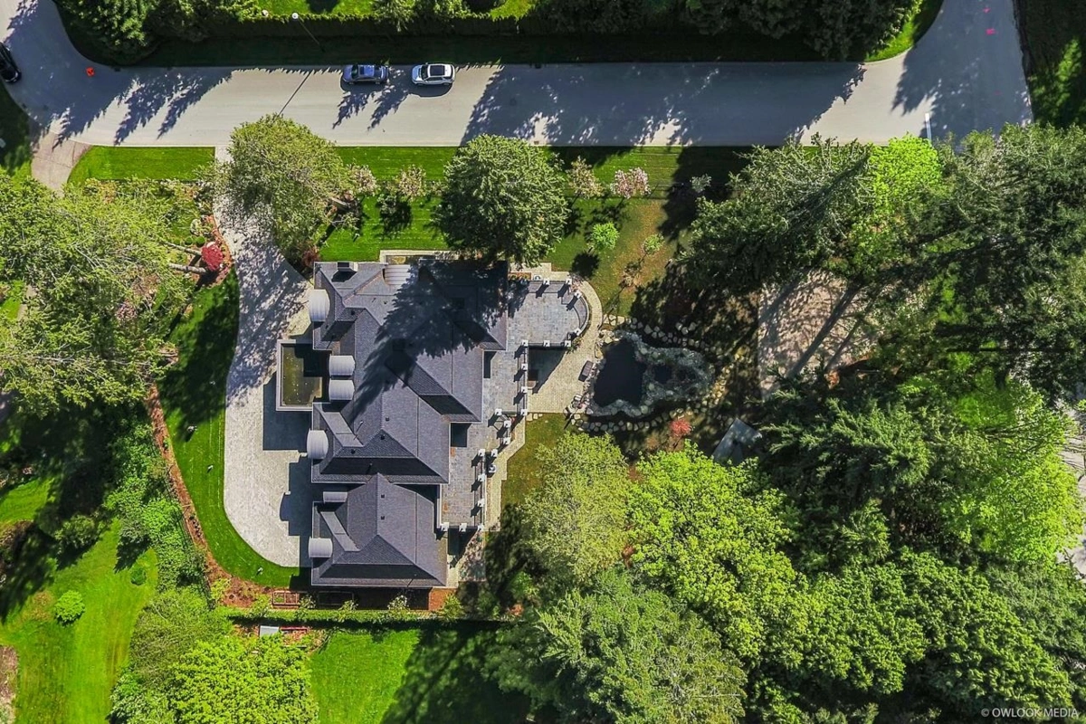 Community Amenities Photo (Clubhouse) of 2923 Woodcrest Place, Surrey, BC