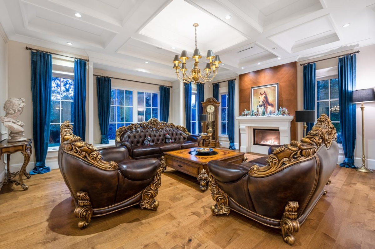 Living Room Photo of 2923 Woodcrest Place, Surrey, BC