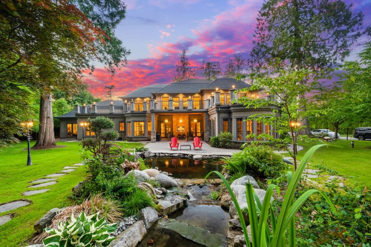 Outdoor Kitchen Photo of 2923 Woodcrest Place, Surrey, BC