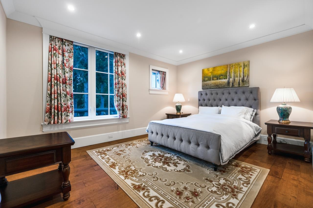 Staircase Photo of 2923 Woodcrest Place, Surrey, BC