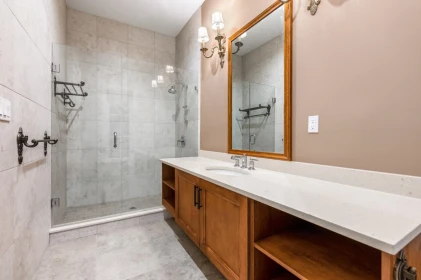 Swimming Pool Photo of 2923 Woodcrest Place, Surrey, BC