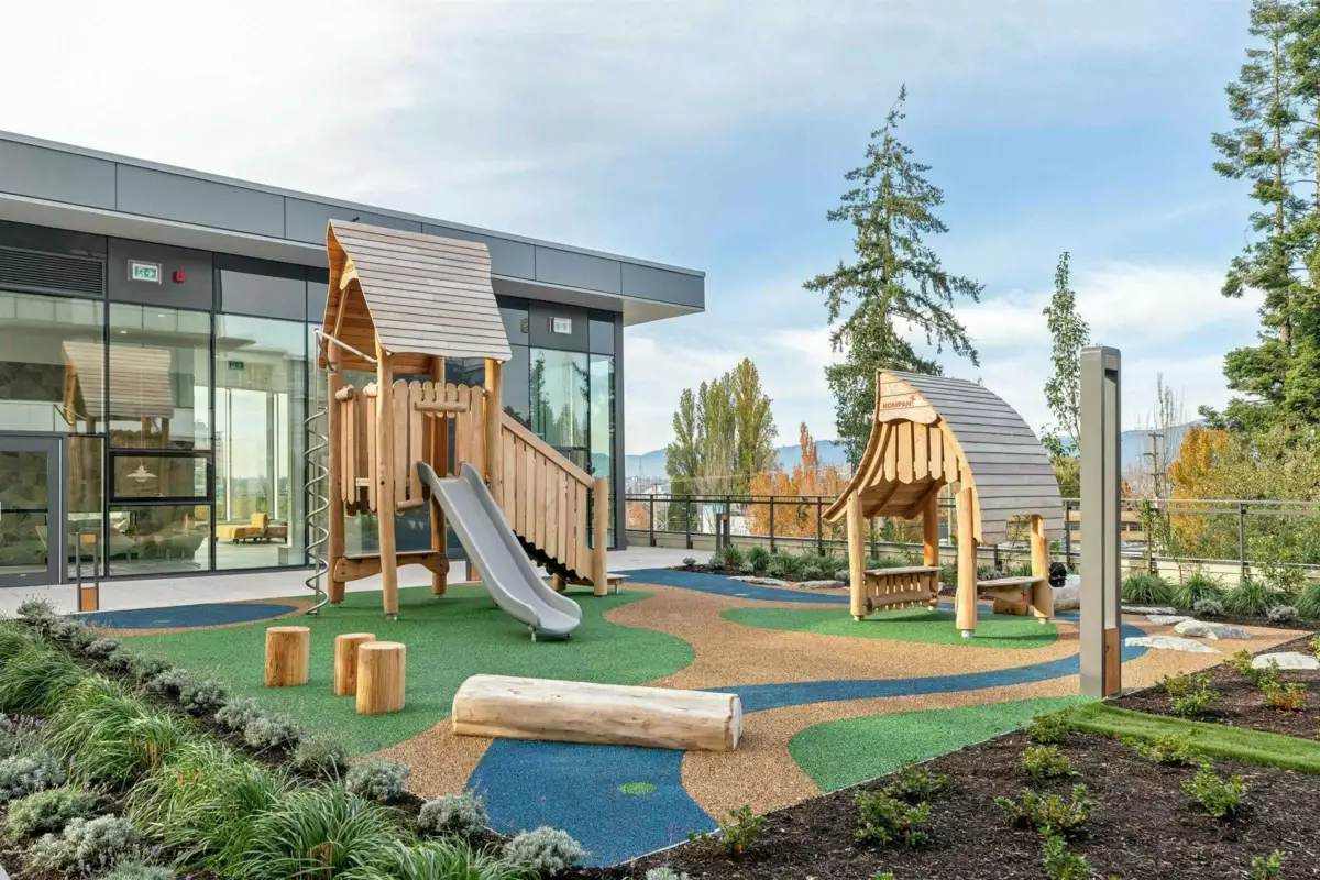 Basement Recreation Room Photo of 1605 13675 107a Avenue, Surrey, BC