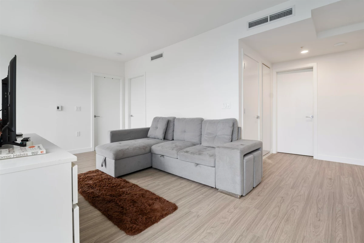 Dining Area Photo of 1605 13675 107a Avenue, Surrey, BC