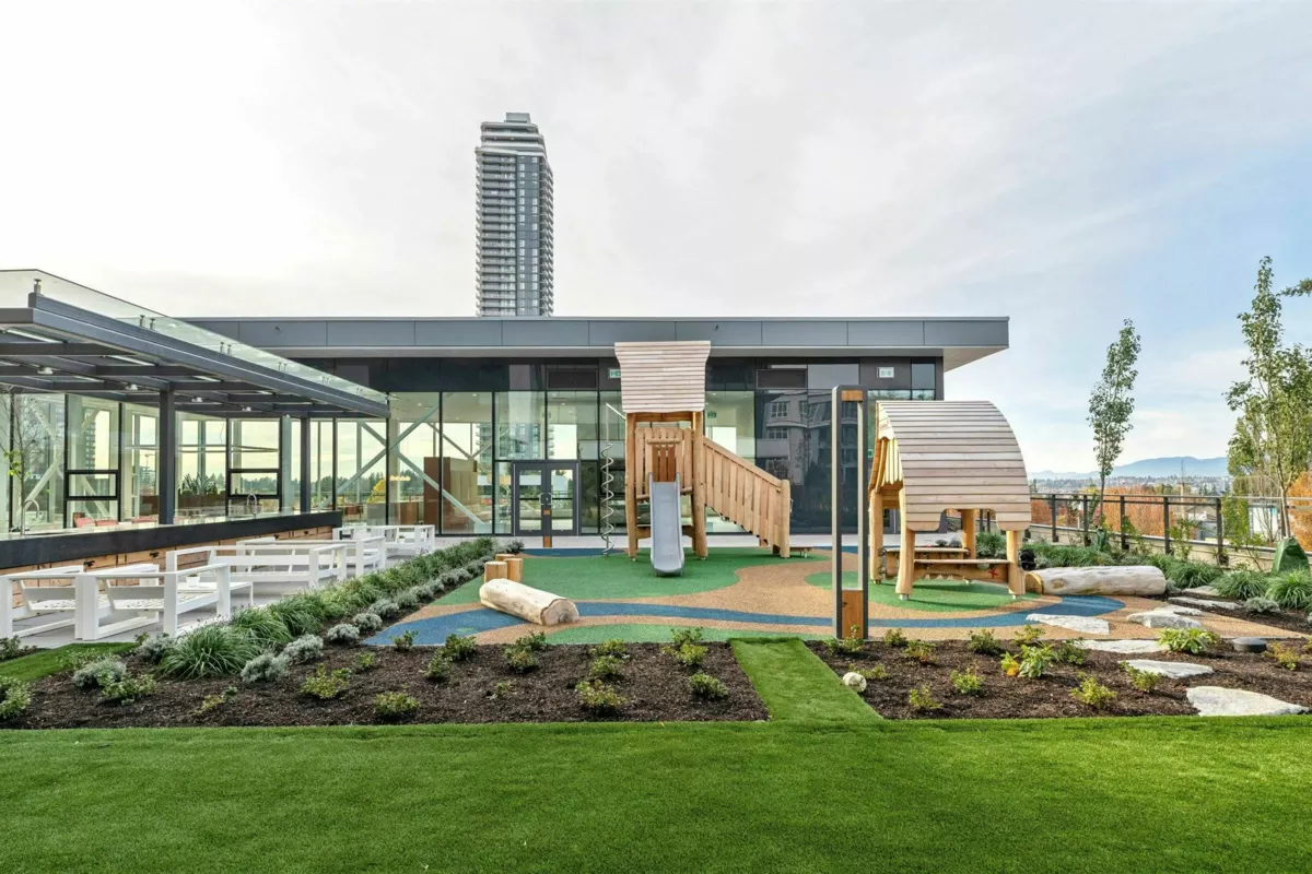 Mudroom Photo of 1605 13675 107a Avenue, Surrey, BC