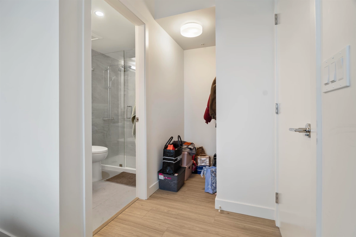 Primary Bedroom Photo of 1605 13675 107a Avenue, Surrey, BC