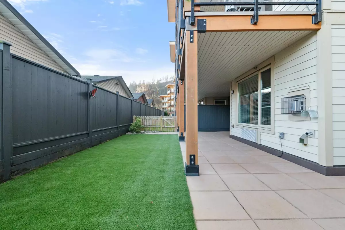 Backyard Photo of 108 45754 Keith Wilson Road, Chilliwack, BC