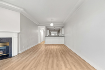 Breakfast Nook Photo of 204 15176 Buena Vista Avenue, White Rock, BC
