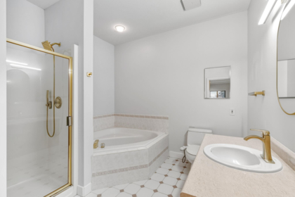 Laundry Room Photo of 204 15176 Buena Vista Avenue, White Rock, BC