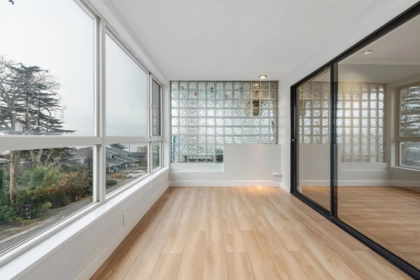 Walk-In Closet Photo of 204 15176 Buena Vista Avenue, White Rock, BC