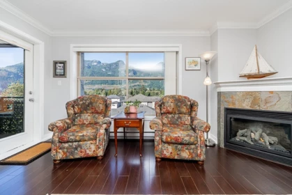 Breakfast Nook Photo of 402 1310 Victoria Street, Squamish, BC