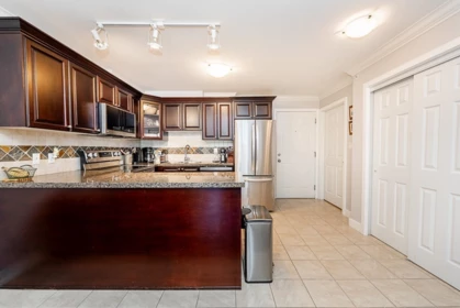 402 1310 Victoria Street, Squamish, BC, Squamish — Apartment/Condo for sale