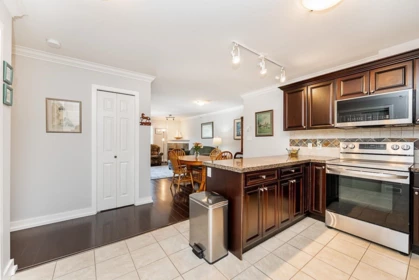 402 1310 Victoria Street, Squamish, BC, Squamish — Apartment/Condo for sale
