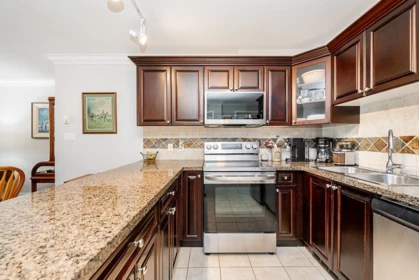 Kitchen Photo of 402 1310 Victoria Street, Squamish, BC
