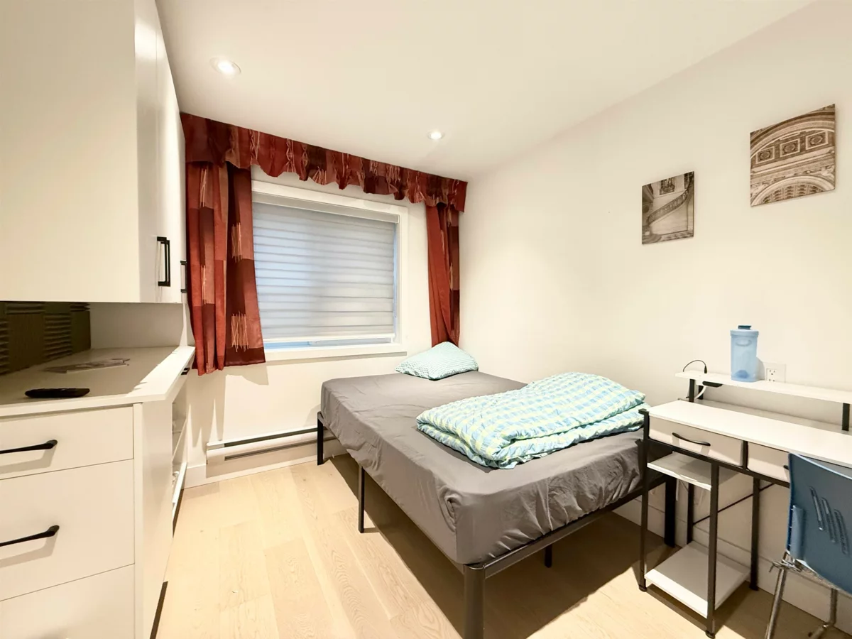 Garage Interior Photo of 2931 E 28th Avenue, Vancouver, BC