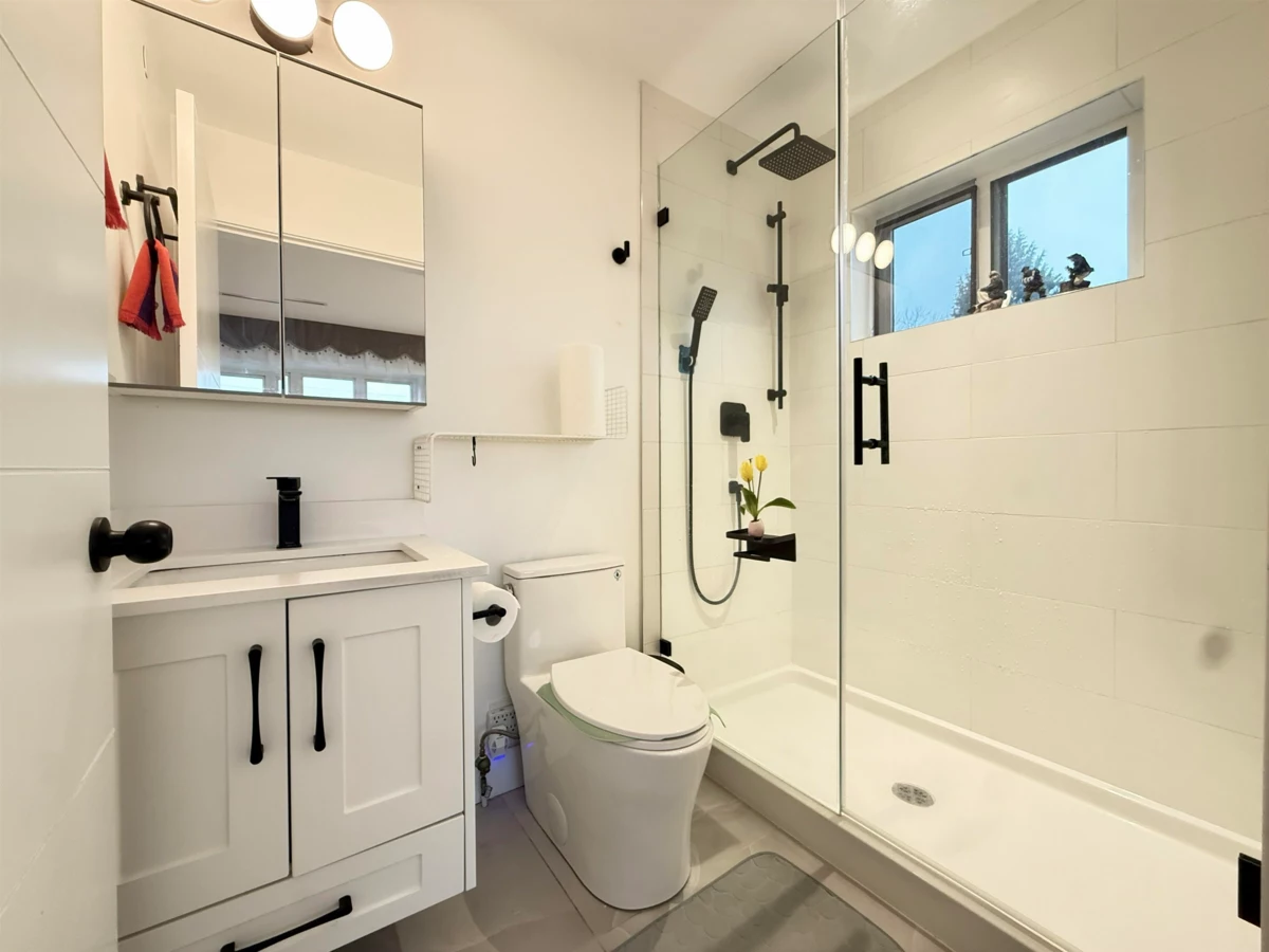 Office / Den Photo of 2931 E 28th Avenue, Vancouver, BC