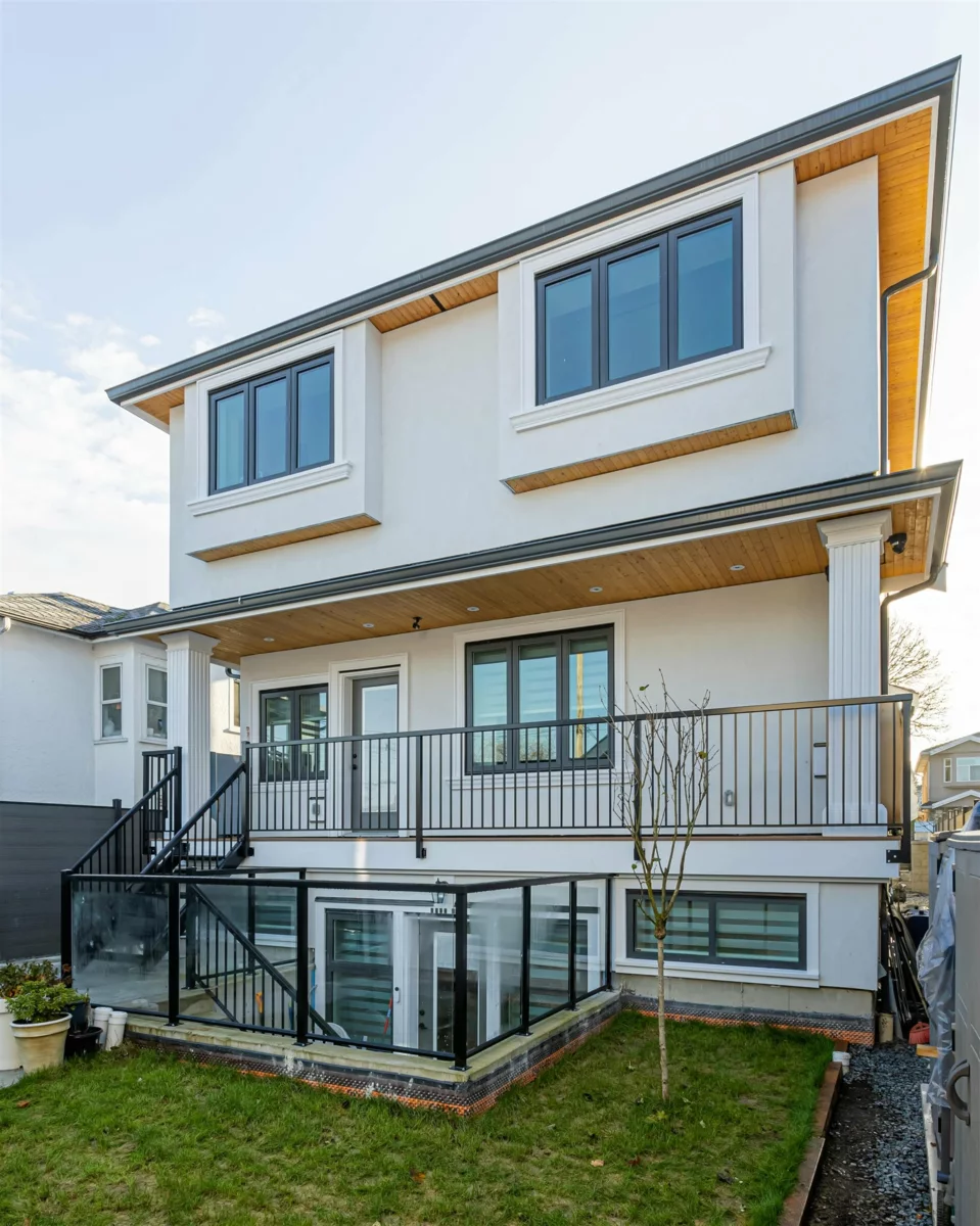 Outdoor Kitchen Photo of 2931 E 28th Avenue, Vancouver, BC