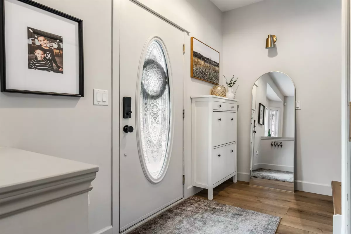 Family Room Photo of 46460 Ashby Drive, Chilliwack, BC