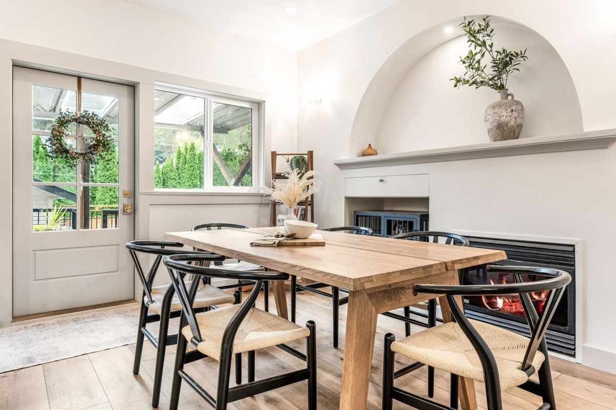 Primary Bedroom Photo of 46460 Ashby Drive, Chilliwack, BC