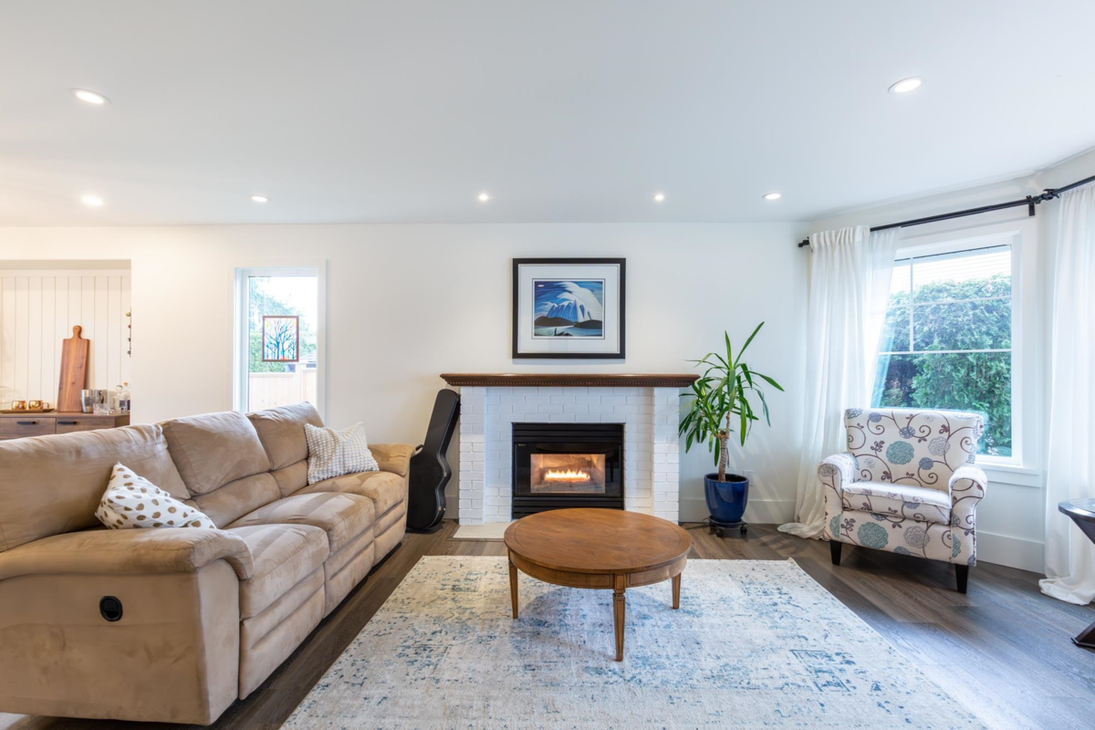 Dining Area Photo of 22171 46a Avenue, Langley, BC