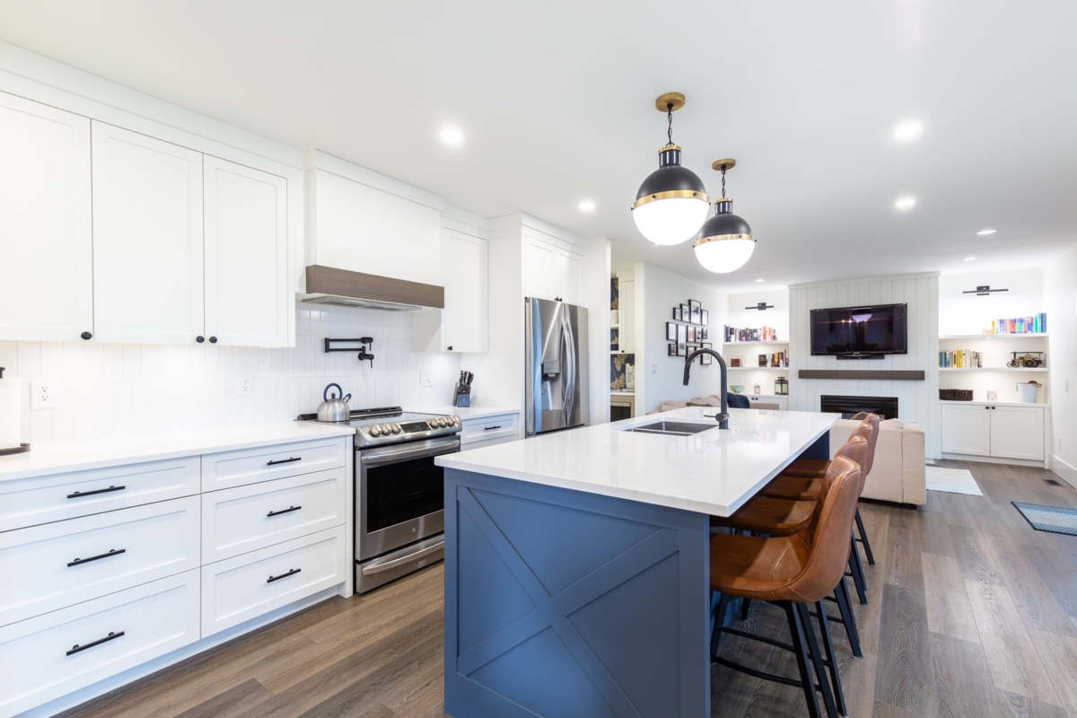 Walk-In Closet Photo of 22171 46a Avenue, Langley, BC