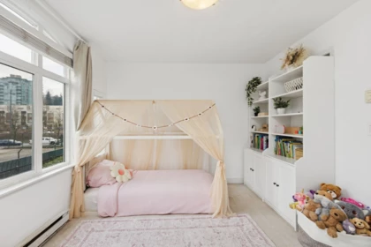 Mudroom Photo of 8528 Lighthouse Way, Vancouver, BC